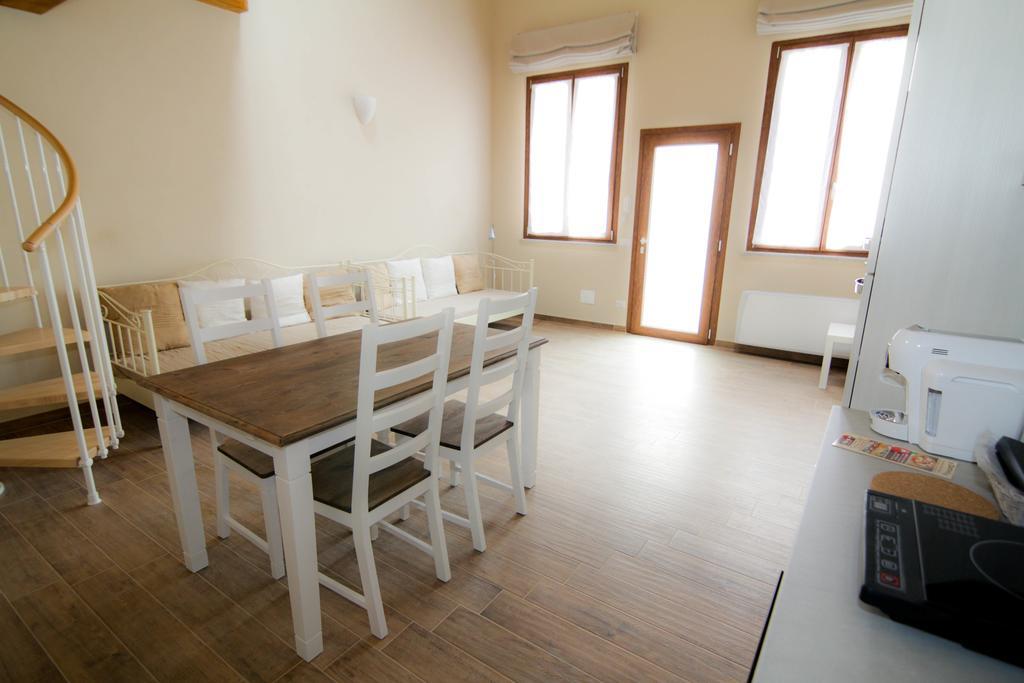 Agriturismo Cascina Della Fontana Lodi Phòng bức ảnh